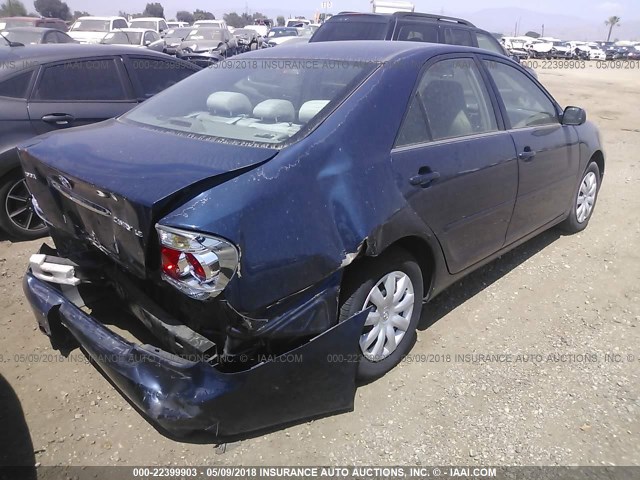 4T1BE32K45U009225 - 2005 TOYOTA CAMRY LE/XLE/SE ლურჯი ფოტო 4