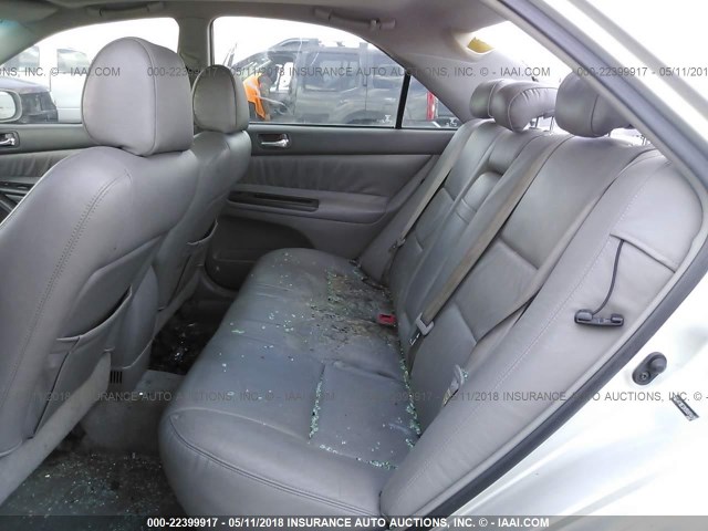 4T1BE32K95U974419 - 2005 TOYOTA CAMRY LE/XLE/SE ვერცხლისფერი ფოტო 8