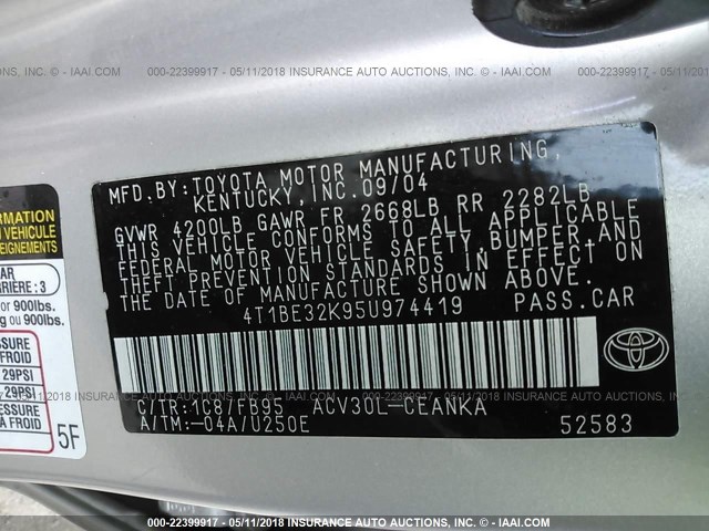 4T1BE32K95U974419 - 2005 TOYOTA CAMRY LE/XLE/SE ვერცხლისფერი ფოტო 9