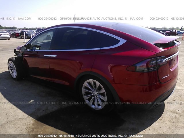 5YJXCAE20GF027703 - 2016 TESLA MODEL X RED photo 3