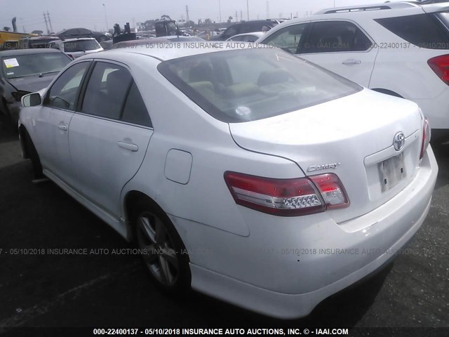 4T1BF3EK6AU535505 - 2010 TOYOTA CAMRY SE/LE/XLE 白色 照片 3