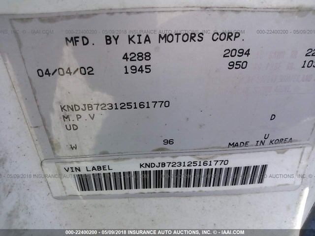 KNDJB723125161770 - 2002 KIA SPORTAGE WHITE photo 9