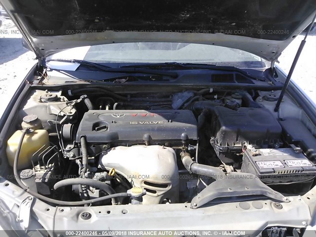 JTDBE32K953035328 - 2005 TOYOTA CAMRY LE/XLE/SE ვერცხლისფერი ფოტო 10
