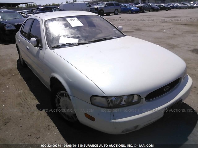 JNKAY21D8VM504921 - 1997 INFINITI J30 WHITE photo 1