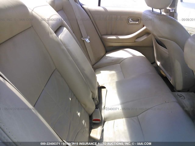 JNKAY21D8VM504921 - 1997 INFINITI J30 WHITE photo 8