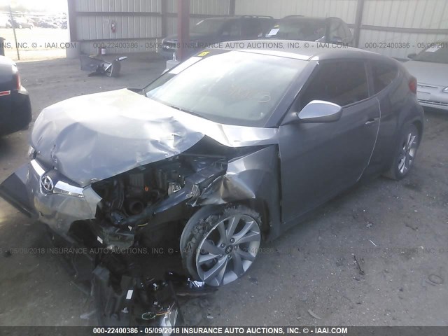 KMHTC6AD9GU262686 - 2016 HYUNDAI VELOSTER SILVER photo 2