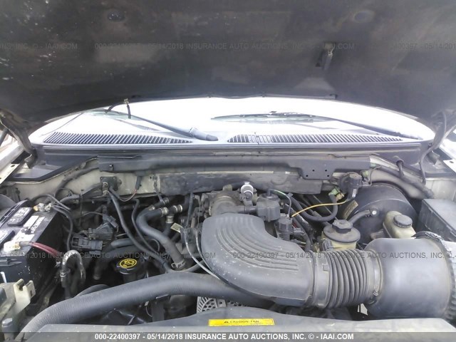 1FMRU1562YLC00477 - 2000 FORD EXPEDITION XLT თეთრი ფოტო 10