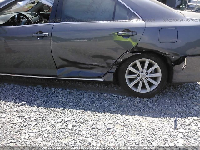 4T4BF1FK3DR277781 - 2013 TOYOTA CAMRY L/SE/LE/XLE 灰色 照片 6