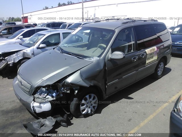 KNDUP132156698378 - 2005 KIA SEDONA EX/LX GRAY photo 2