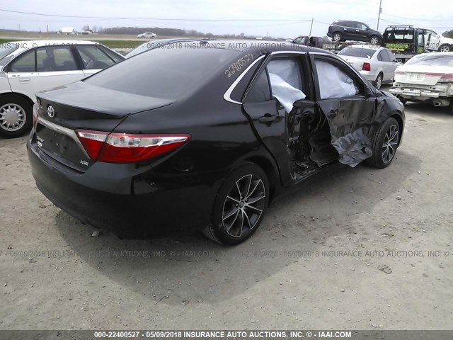 4T1BF1FK8FU052401 - 2015 TOYOTA CAMRY LE/XLE/SE/XSE BLACK photo 4
