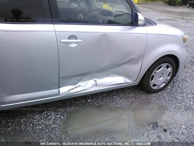 JTLKE50E081004448 - 2008 TOYOTA SCION XB SILVER photo 6