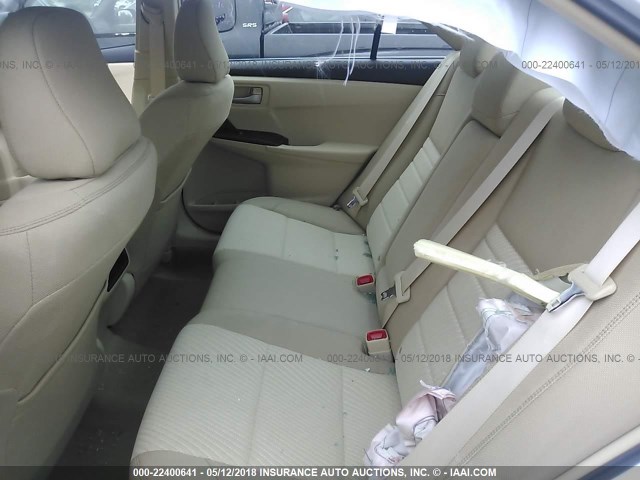 4T1BF1FK3HU741152 - 2017 TOYOTA CAMRY LE/XLE/SE/XSE WHITE photo 8