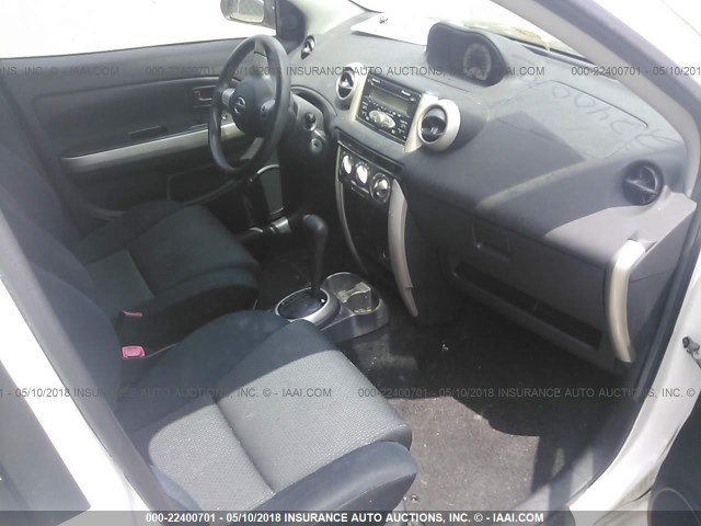 JTKKT604760165552 - 2006 TOYOTA SCION XA WHITE photo 5