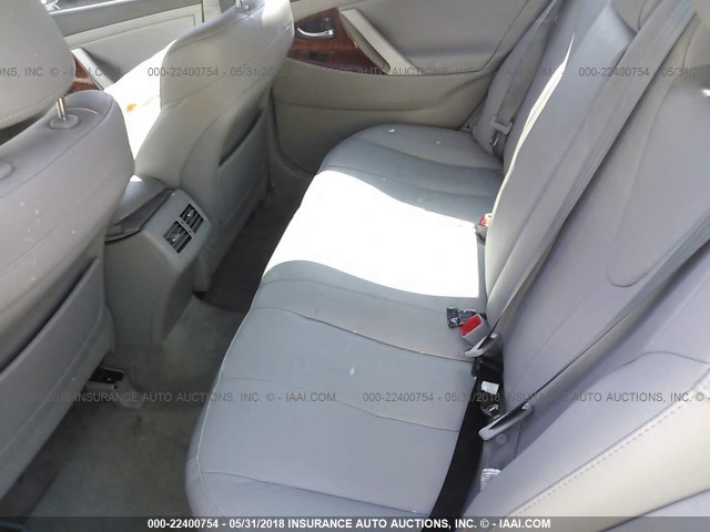 4T1BK46K18U059836 - 2008 TOYOTA CAMRY LE/XLE/SE ვერცხლისფერი ფოტო 8