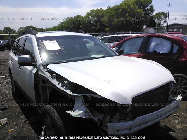 4S4BRCSC2D3235684 - 2013 SUBARU OUTBACK 2.5I LIMITED WHITE photo 1