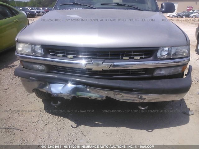 1GCEK14V42Z222468 - 2002 CHEVROLET SILVERADO K1500 GRAY photo 6