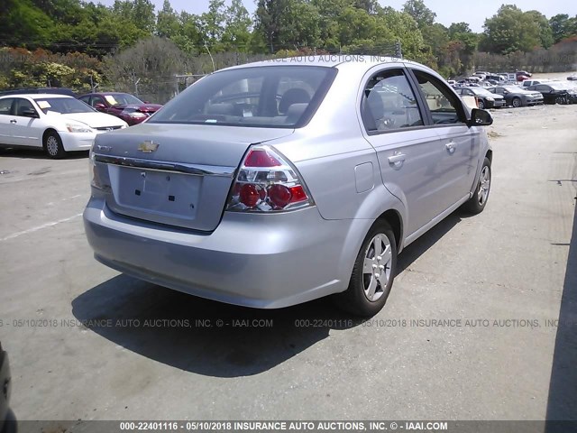 KL1TD56E39B383541 - 2009 CHEVROLET AVEO LS/LT SILVER photo 4