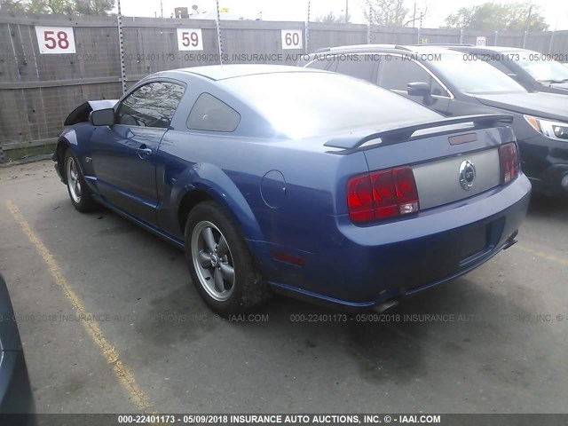 1ZVHT82H965237705 - 2006 FORD MUSTANG GT BLUE photo 3