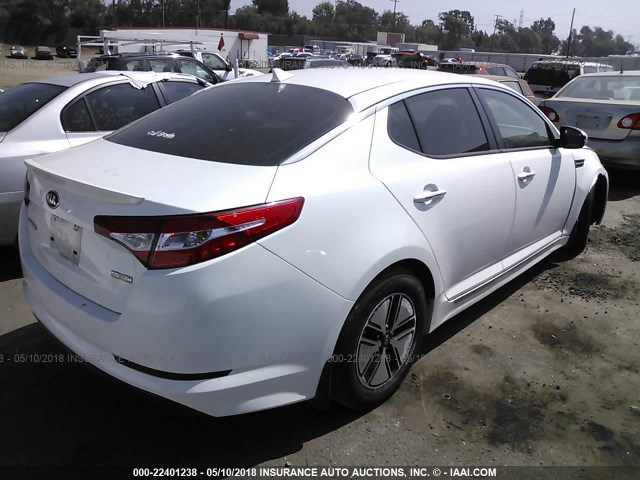 KNAGM4AD2C5033209 - 2012 KIA OPTIMA HYBRID WHITE photo 4