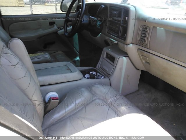 1GNEC13ZX2J340032 - 2002 CHEVROLET TAHOE C1500 BEIGE photo 5