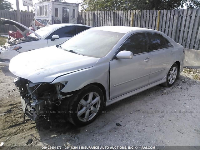 4T1BE46K47U645372 - 2007 TOYOTA CAMRY NEW GENERAT CE/LE/XLE/SE SILVER photo 2