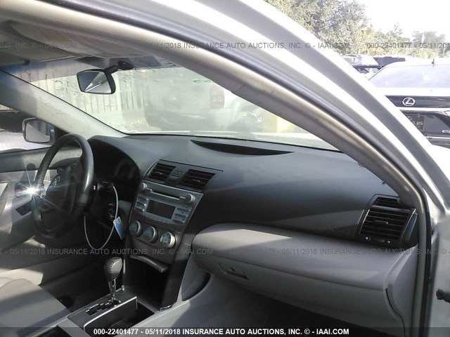 4T1BE46K47U645372 - 2007 TOYOTA CAMRY NEW GENERAT CE/LE/XLE/SE SILVER photo 5