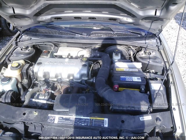 1G8ZH528X2Z168155 - 2002 SATURN SL1 GOLD photo 10