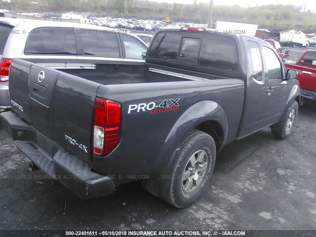 1N6AD0CWXBC404480 - 2011 NISSAN FRONTIER SV/PRO-4X BLACK photo 4