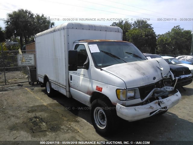 1FDNE2721WHB69301 - 1998 FORD ECONOLINE E250 CUTAWAY VAN WHITE photo 1