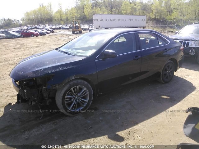 4T1BF1FK9GU612301 - 2016 TOYOTA CAMRY LE/XLE/SE/XSE 黑色 照片 2