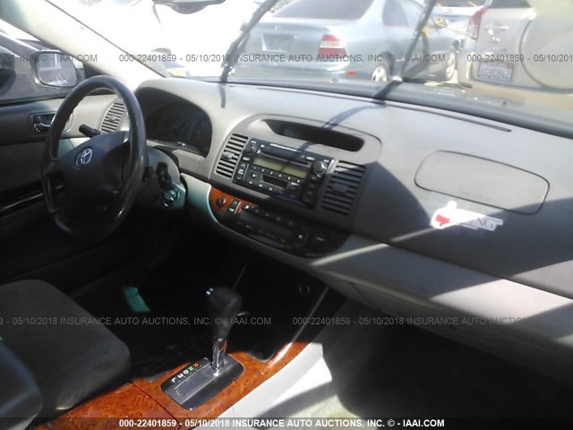 JTDBE30K530157539 - 2003 TOYOTA CAMRY LE/XLE 绿色 照片 5