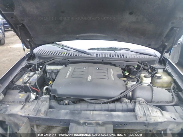 5LMFU28R33LJ35532 - 2003 LINCOLN NAVIGATOR BLACK photo 10