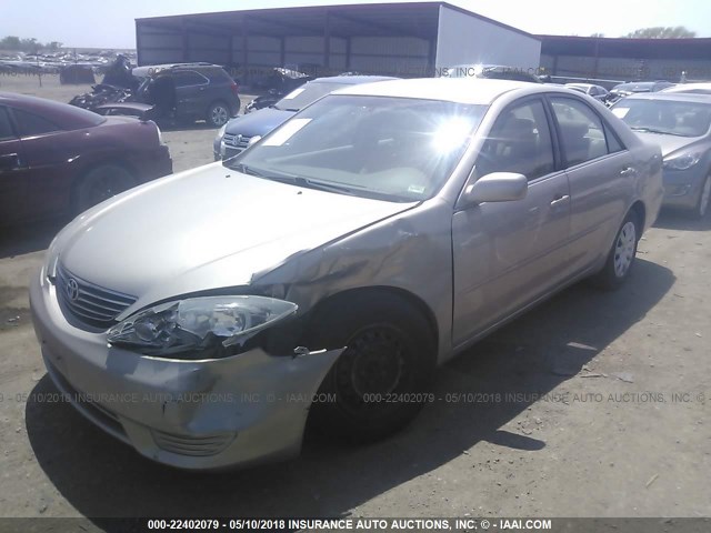 4T1BE32K46U123386 - 2006 TOYOTA CAMRY LE/XLE/SE TAN photo 2