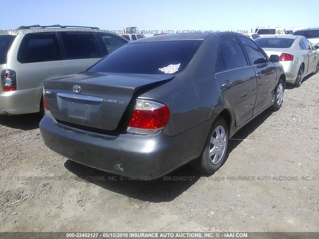 4T1BE32K25U626784 - 2005 TOYOTA CAMRY LE/XLE/SE ნაცრისფერი ფოტო 4