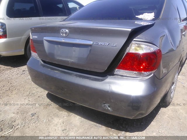 4T1BE32K25U626784 - 2005 TOYOTA CAMRY LE/XLE/SE ნაცრისფერი ფოტო 6