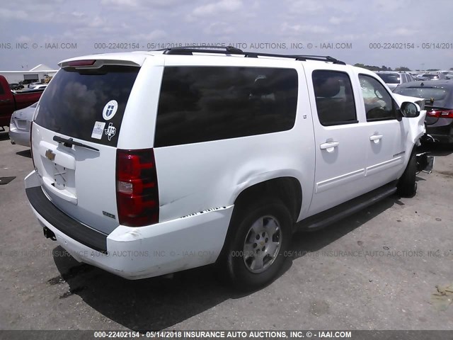 1GNSCJE05BR390730 - 2011 CHEVROLET SUBURBAN C1500 LT WHITE photo 4