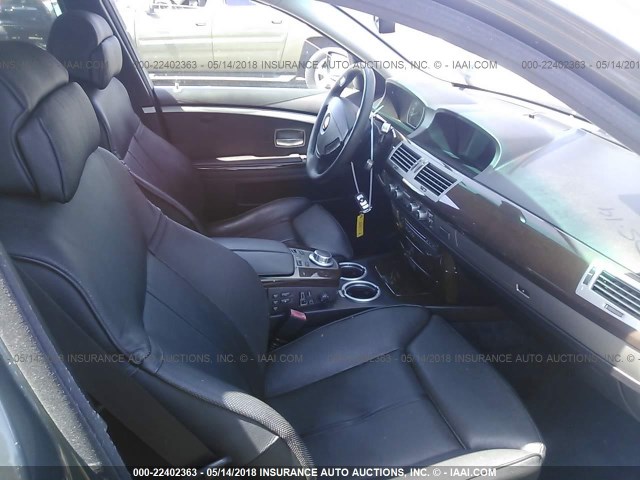 WBAHL83578DT13628 - 2008 BMW 750 I SILVER photo 5