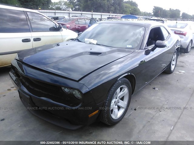 2C3CDYAG5DH500575 - 2013 DODGE CHALLENGER SXT BLACK photo 2