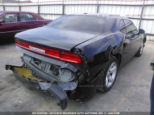 2C3CDYAG5DH500575 - 2013 DODGE CHALLENGER SXT BLACK photo 4