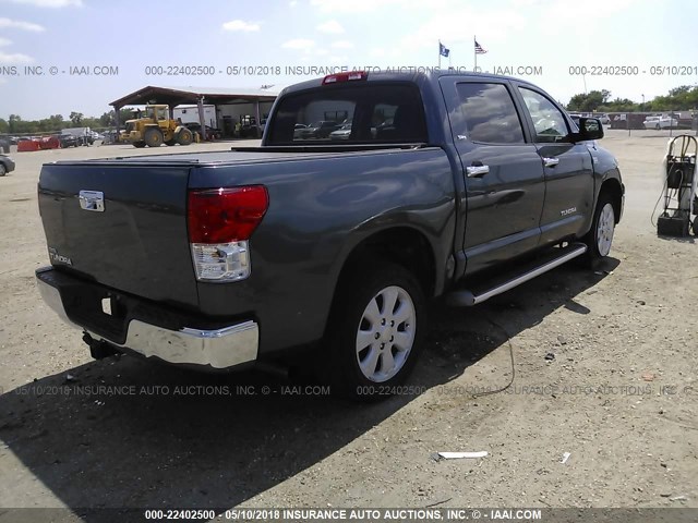 5TFEM5F10AX002072 - 2010 TOYOTA TUNDRA CREWMAX SR5 BLUE photo 4