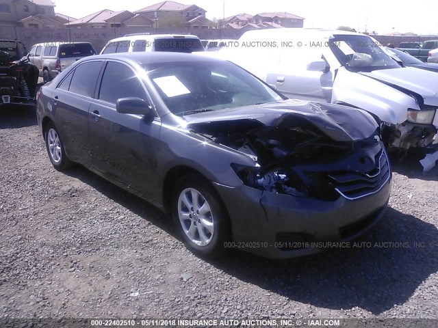 4T1BK3EK2BU625697 - 2011 TOYOTA CAMRY SE/LE/XLE 灰色 照片 1