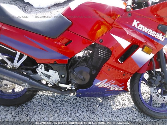 JKAEXMF15YA071512 - 2000 KAWASAKI EX250 F RED photo 8