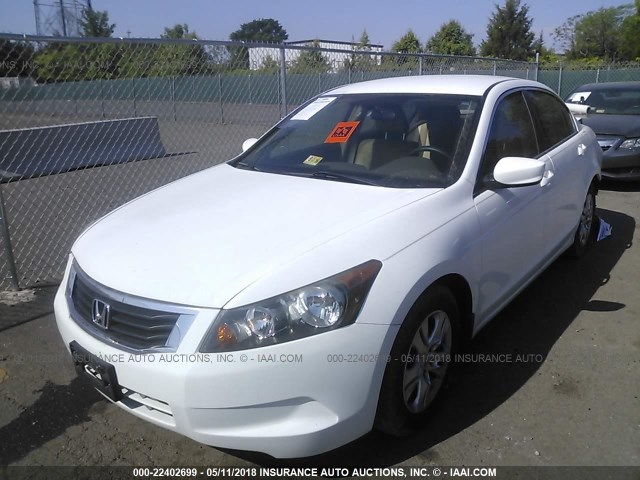 1HGCP26409A082691 - 2009 HONDA ACCORD LXP WHITE photo 2