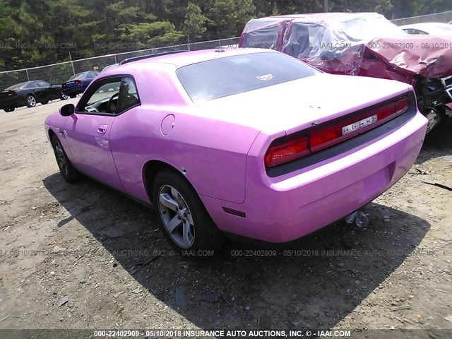 2B3CJ4DV7AH318431 - 2010 DODGE CHALLENGER SE PINK photo 3