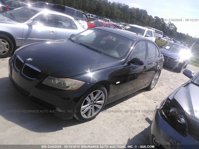 WBAVB17576NK37410 - 2006 BMW 325 I AUTOMATIC შავი ფოტო 2