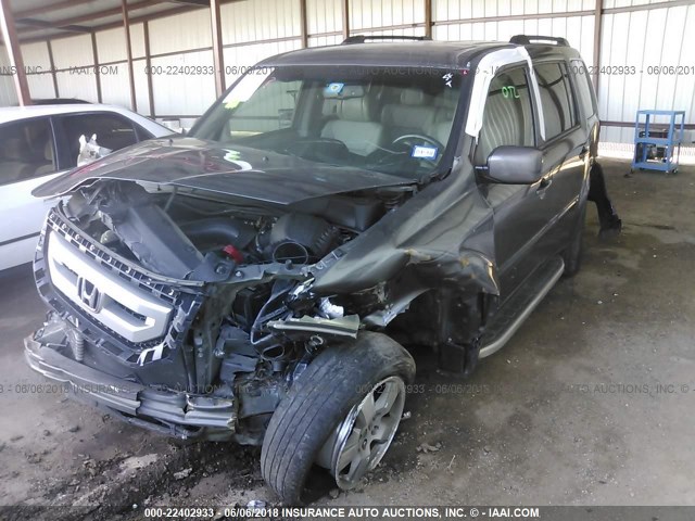 5FNYF3H78BB005875 - 2011 HONDA PILOT EXLN GRAY photo 2