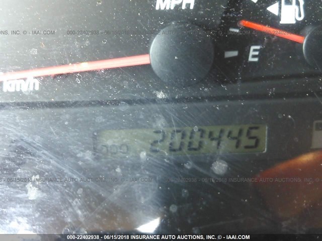 4T1BE32K14U876080 - 2004 TOYOTA CAMRY LE/XLE/SE ვერცხლისფერი ფოტო 7