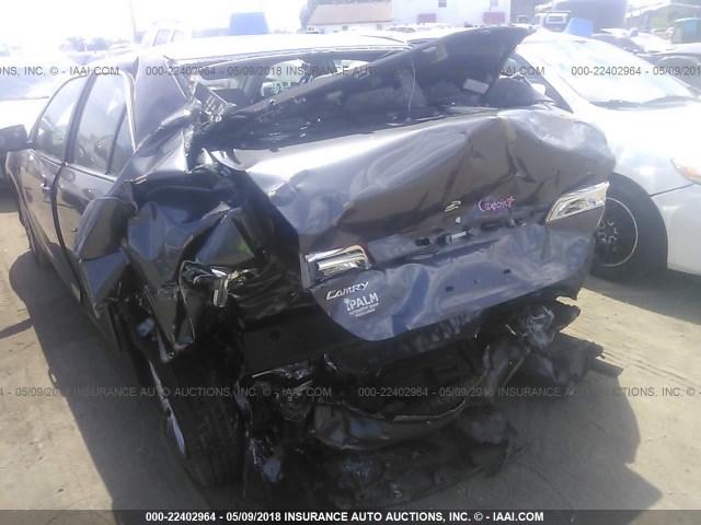 4T1BF1FK3EU853266 - 2014 TOYOTA CAMRY L/SE/LE/XLE 灰色 照片 6