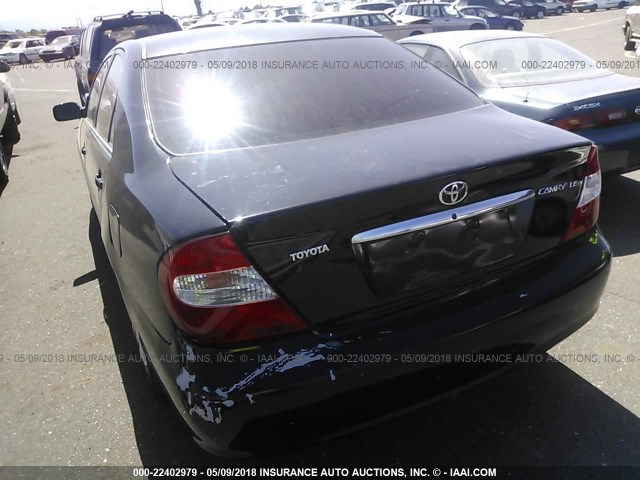 4T1BE32KX3U230910 - 2003 TOYOTA CAMRY LE/XLE/SE შავი ფოტო 3