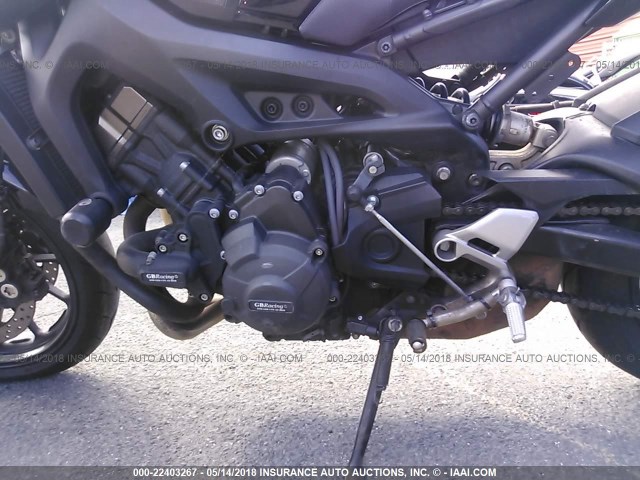 JYARN33E4GA008989 - 2016 YAMAHA FZ09 BLACK photo 9